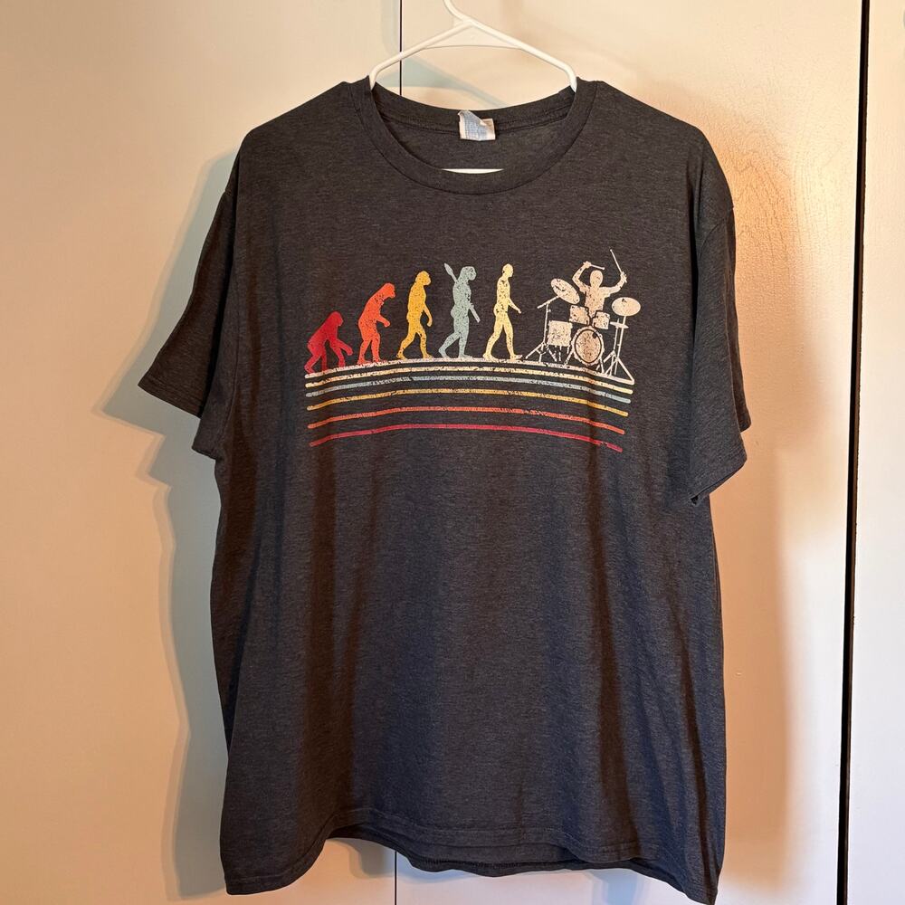 Port & Co Evolution tee to drummer size XL